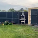 Ruhiges Uneinsehbarer Grosser Garten, Komplett Eingezaeunt 160 M Hoch * Sint Maartensvlotbrug