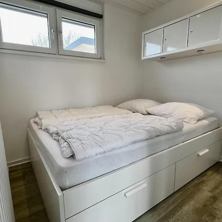 Ruhiges Uneinsehbarer Grosser Garten, Komplett Eingezaeunt 160 M Hoch 펜션